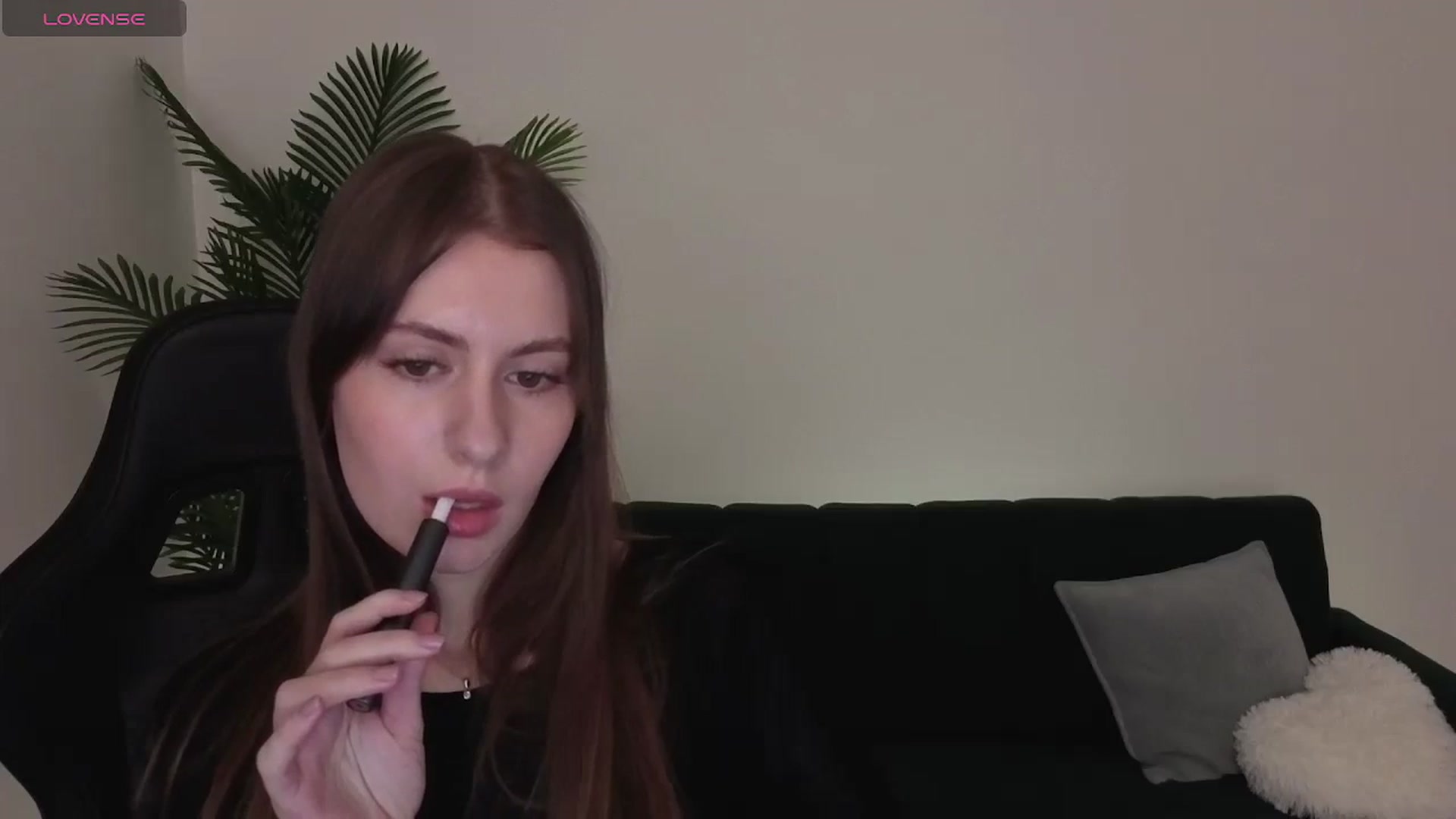 Gallery image thumbnail from Meliora's myfreecams stream on, 12/19/2025, 14:22 image 15 of 20