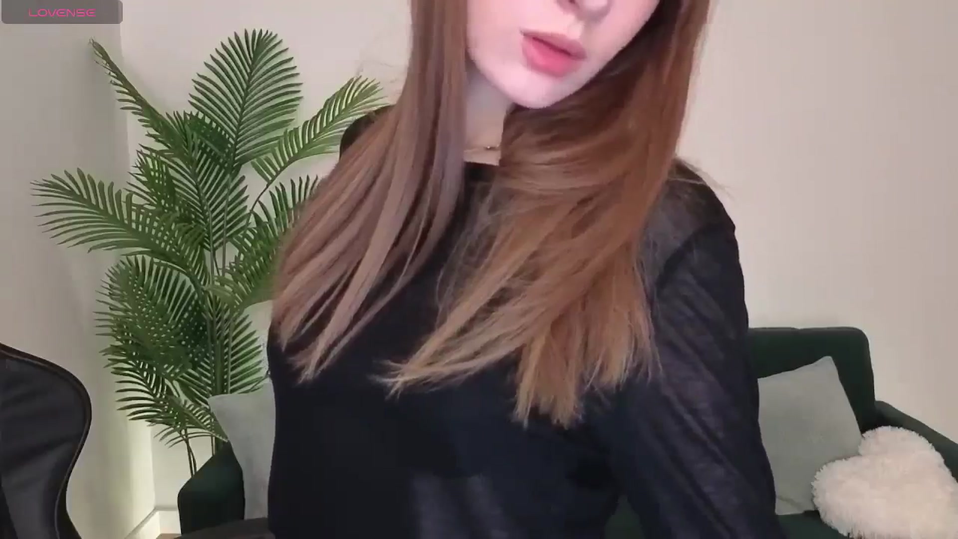 Gallery image thumbnail from Meliora's myfreecams stream on, 12/19/2025, 14:22 image 9 of 20
