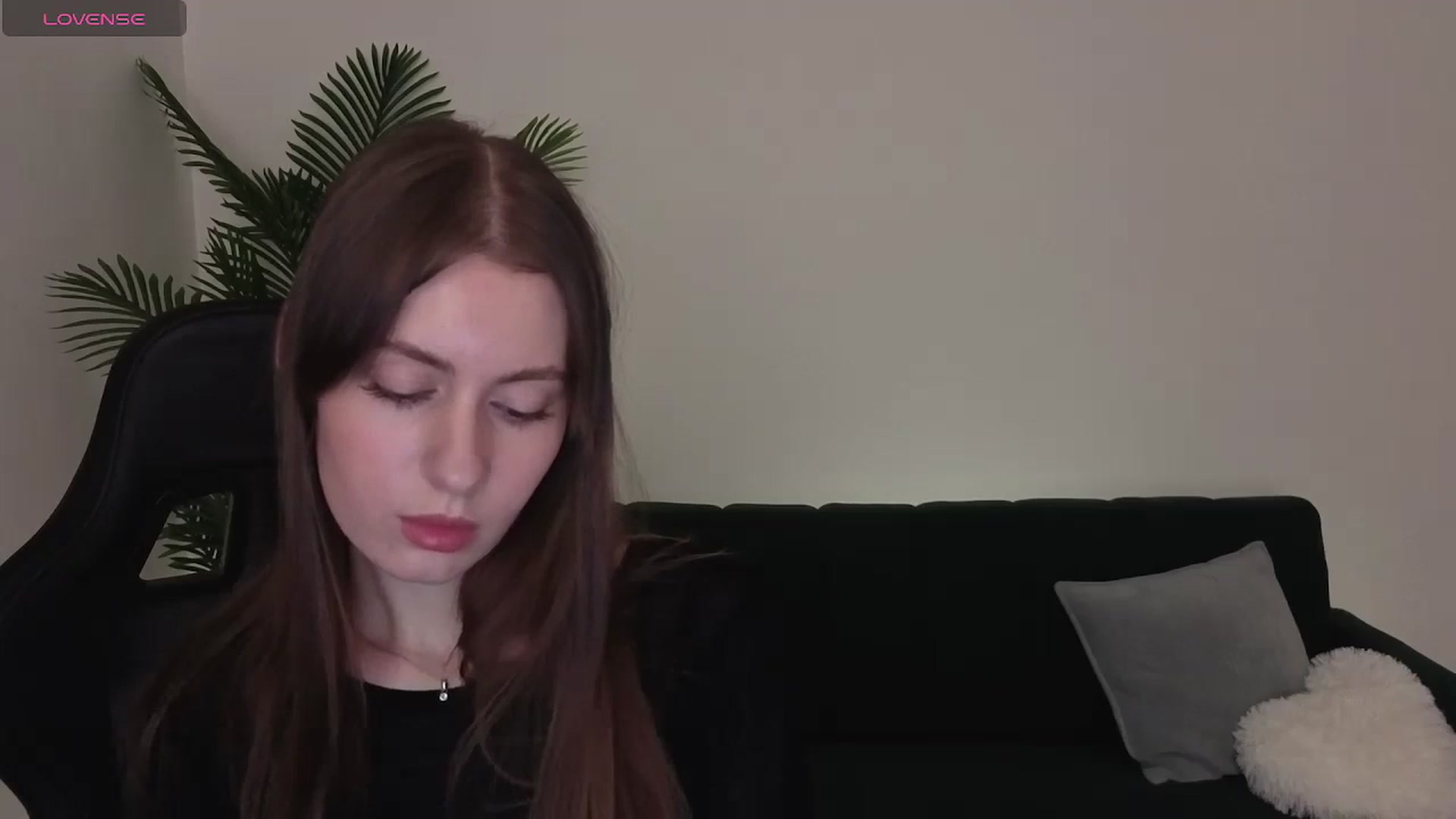 Gallery image thumbnail from Meliora's myfreecams stream on, 12/19/2025, 14:22 image 11 of 20