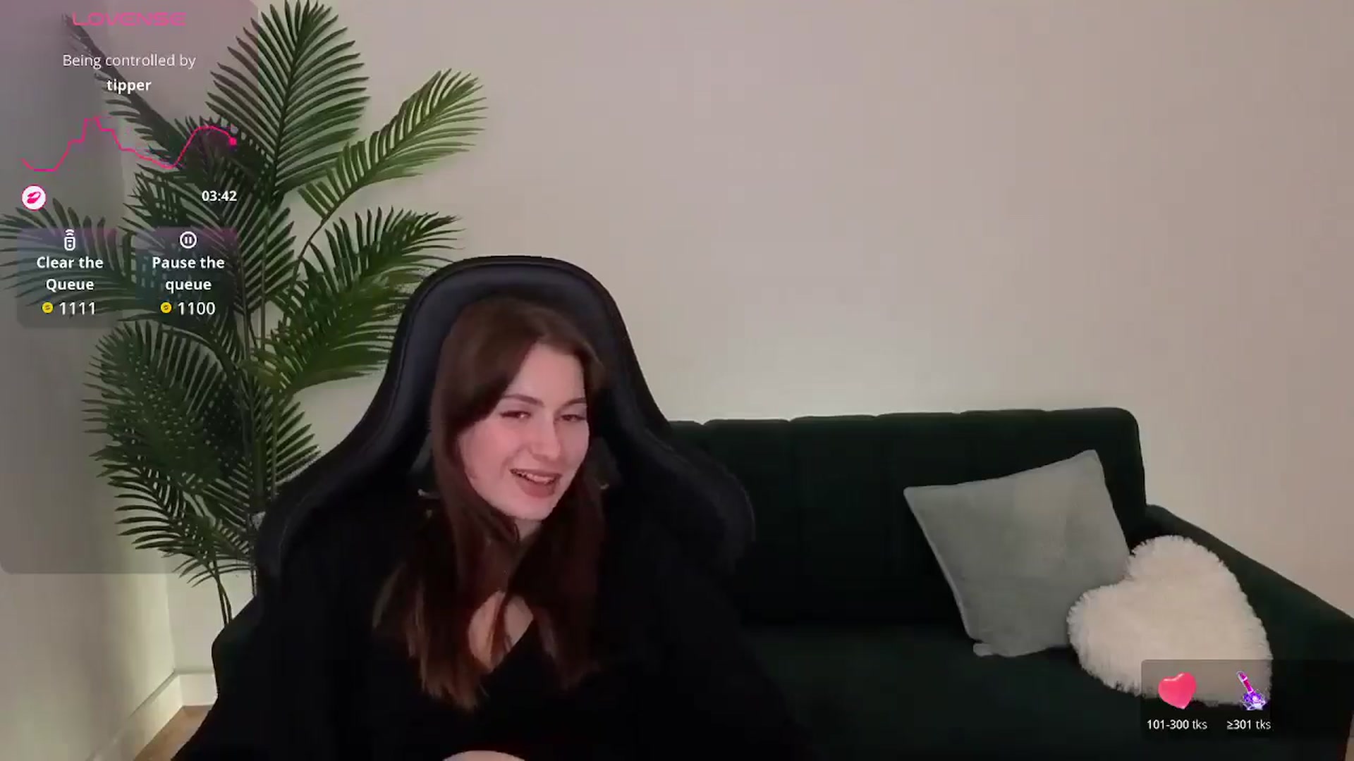 Gallery image thumbnail from Meliora's myfreecams stream on, 12/20/2025, 15:20 image 18 of 20