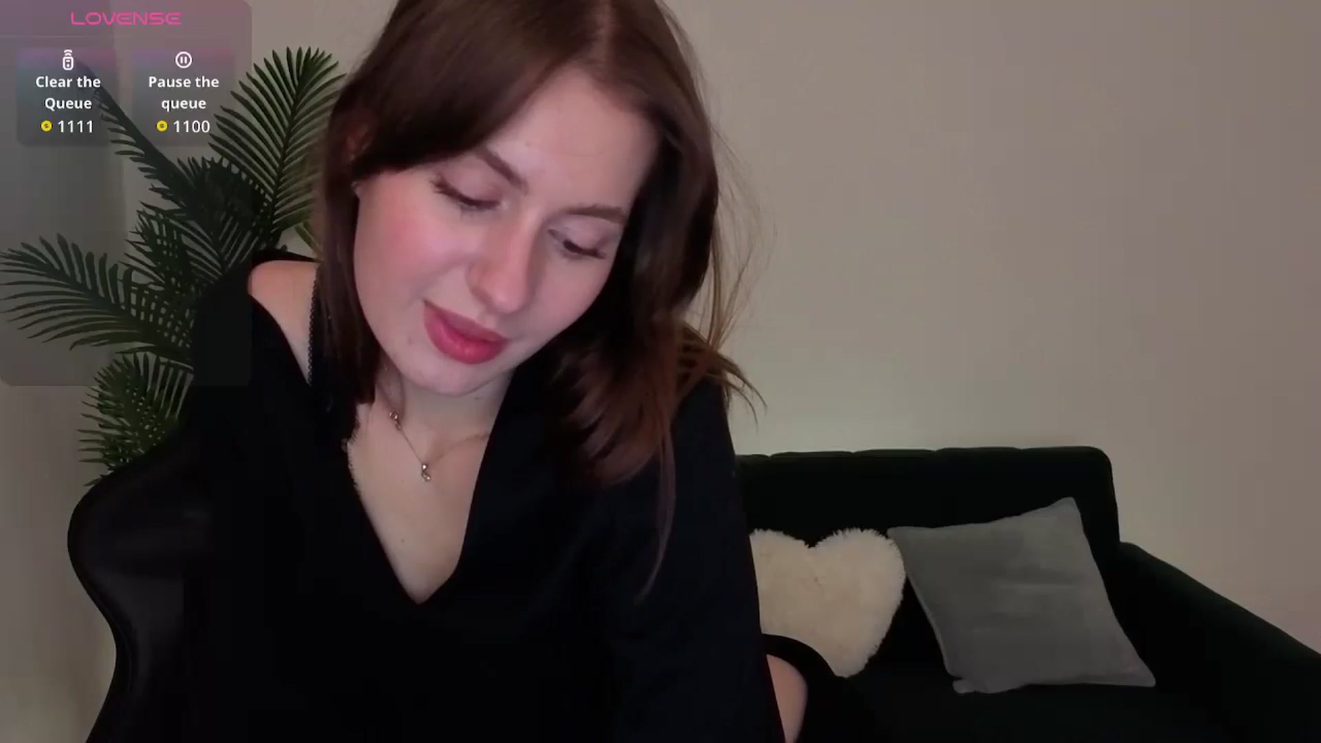 Gallery image thumbnail from Meliora's myfreecams stream on, 12/20/2025, 18:43 image 5 of 20