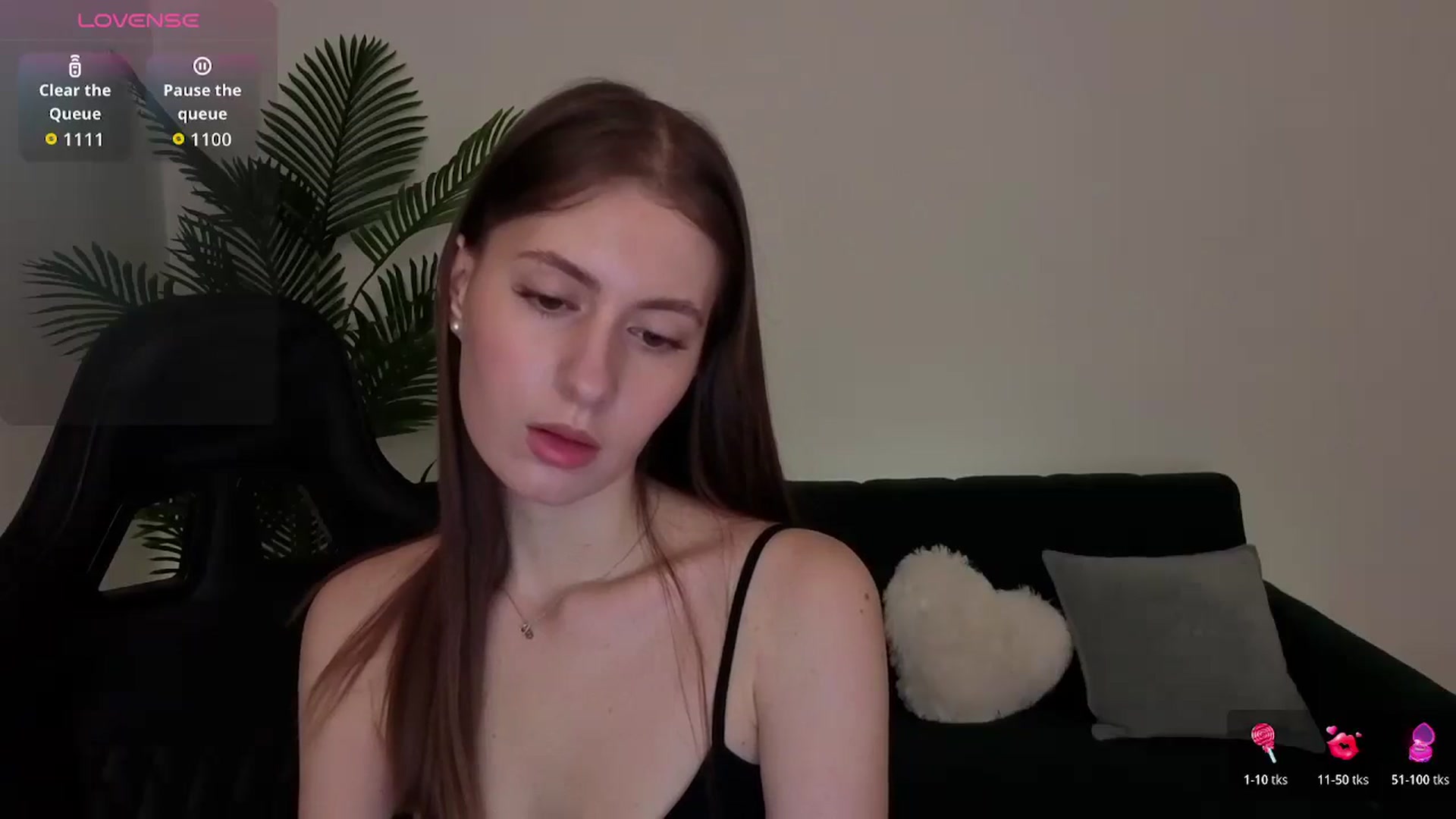 Gallery image thumbnail from Meliora's myfreecams stream on, 12/22/2025, 15:17 image 6 of 20