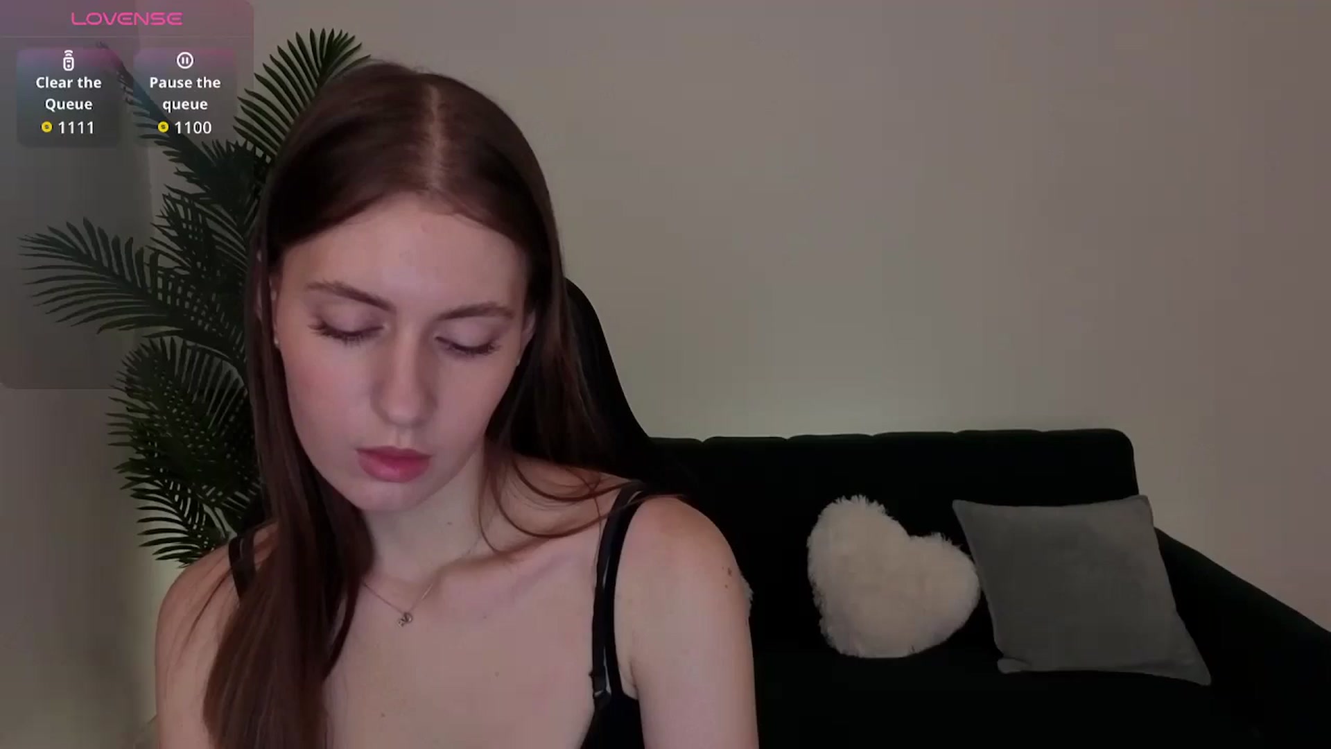 Gallery image thumbnail from Meliora's myfreecams stream on, 12/22/2025, 16:13 image 11 of 20
