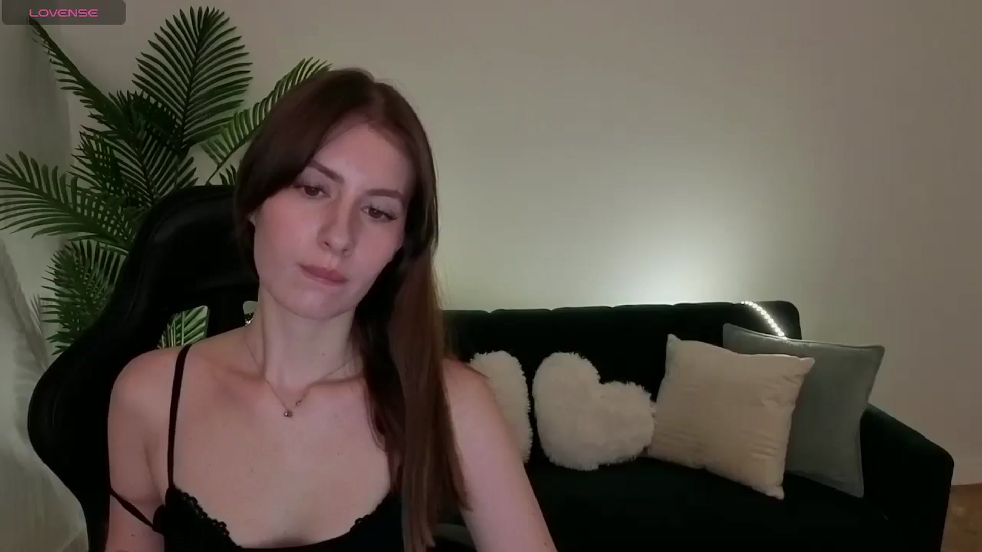 Gallery image thumbnail from Meliora's myfreecams stream on, 01/03/2026, 16:05 image 17 of 20