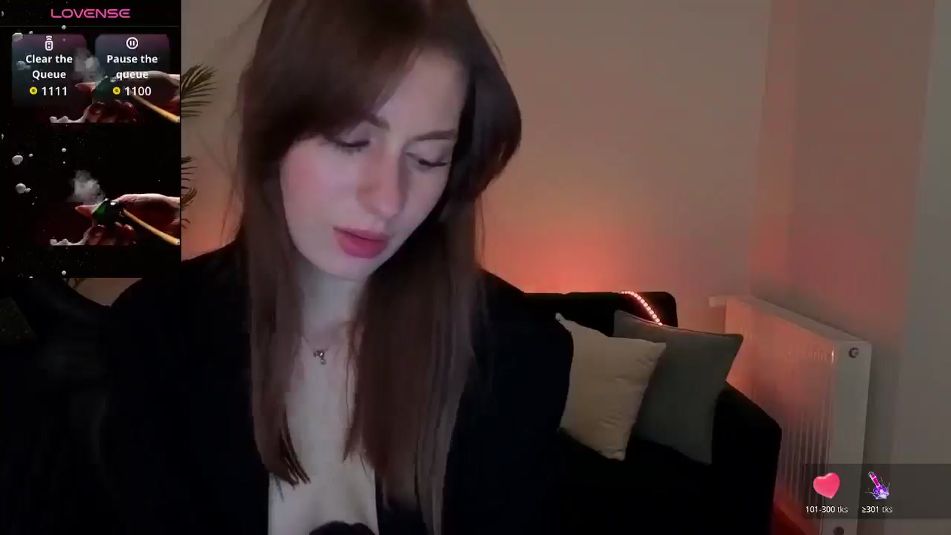 Gallery image thumbnail from Meliora's myfreecams stream on, 01/04/2026, 19:47 image 3 of 20