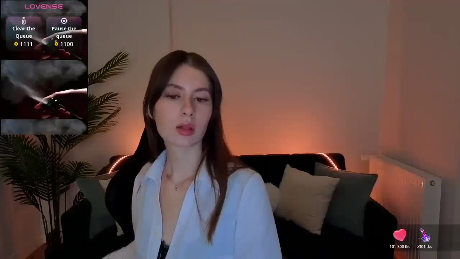 Gallery image thumbnail from Meliora's myfreecams stream on, 01/05/2026, 17:41 image 2 of 20