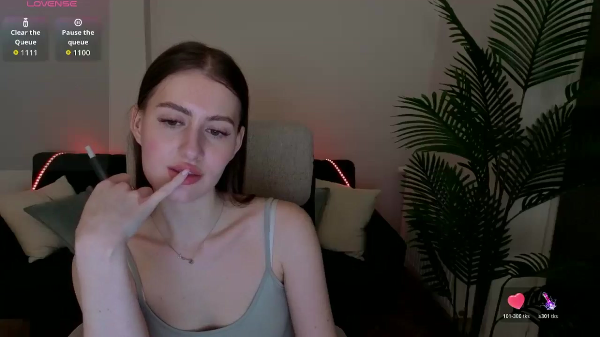 Gallery image thumbnail from Meliora's myfreecams stream on, 03/04/2026, 17:37 image 2 of 20