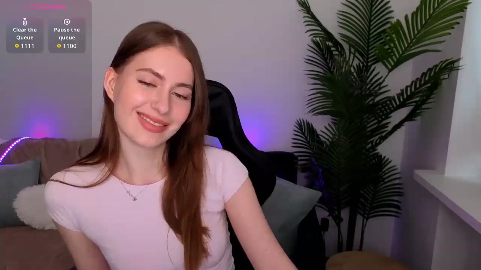 Gallery image thumbnail from Meliora's myfreecams stream on, 04/08/2026, 14:27 image 7 of 20
