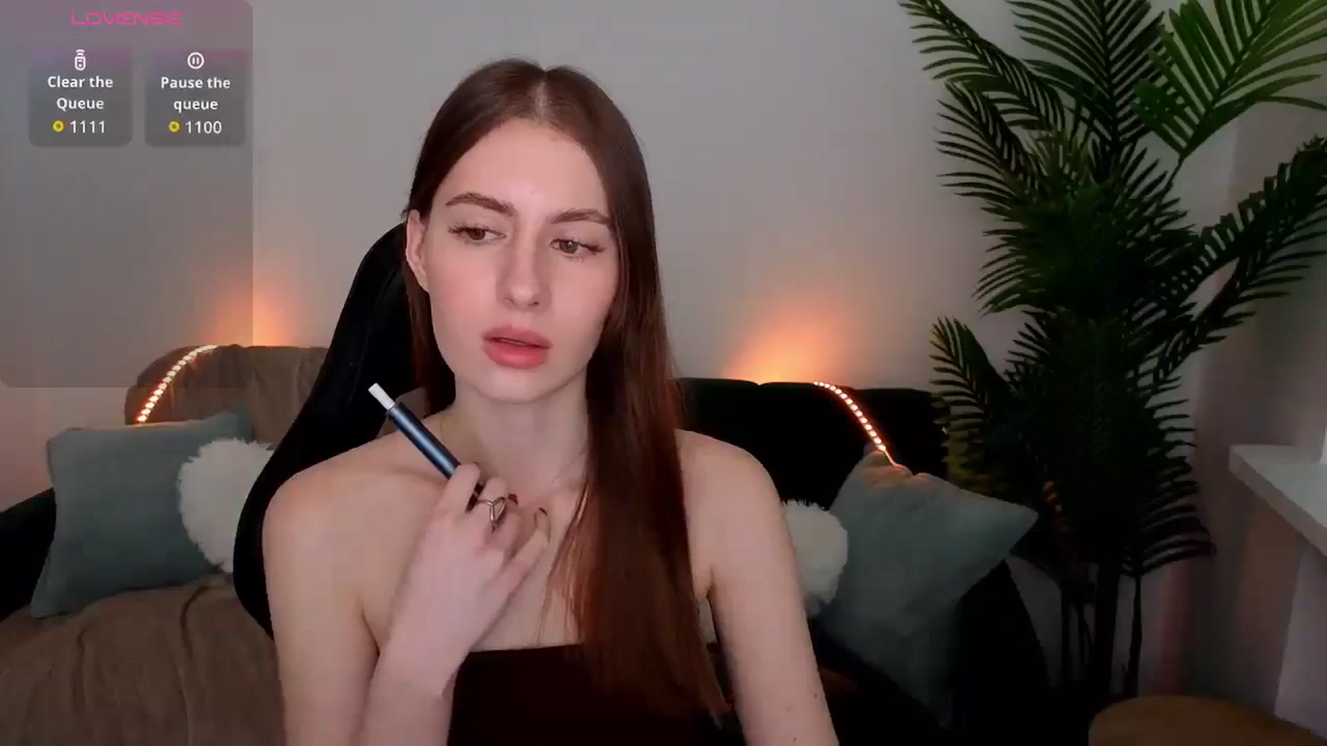 Gallery image thumbnail from Meliora's myfreecams stream on, 04/09/2026, 13:35 image 13 of 20