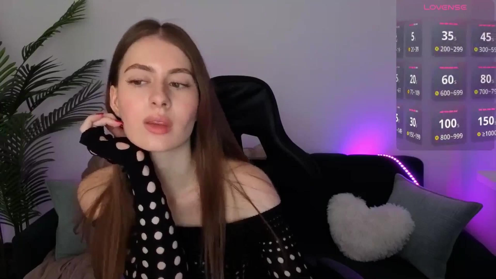 Gallery image thumbnail from Meliora's myfreecams stream on, 04/11/2026, 16:21 image 12 of 20
