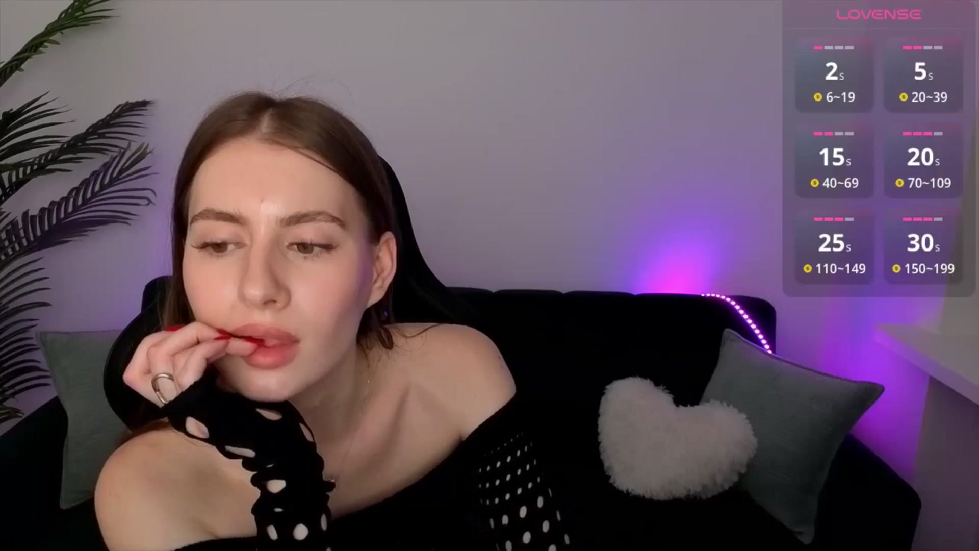 Gallery image thumbnail from Meliora's myfreecams stream on, 04/11/2026, 23:44 image 18 of 20