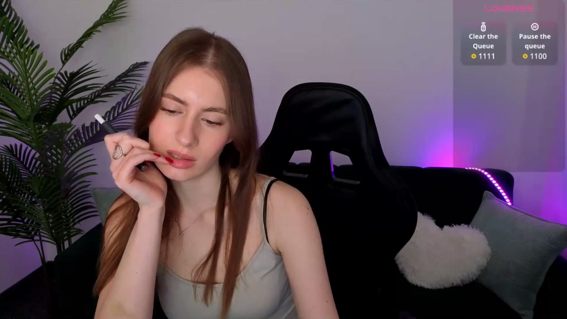 Gallery image thumbnail from Meliora's myfreecams stream on, 04/12/2026, 15:38 image 16 of 20