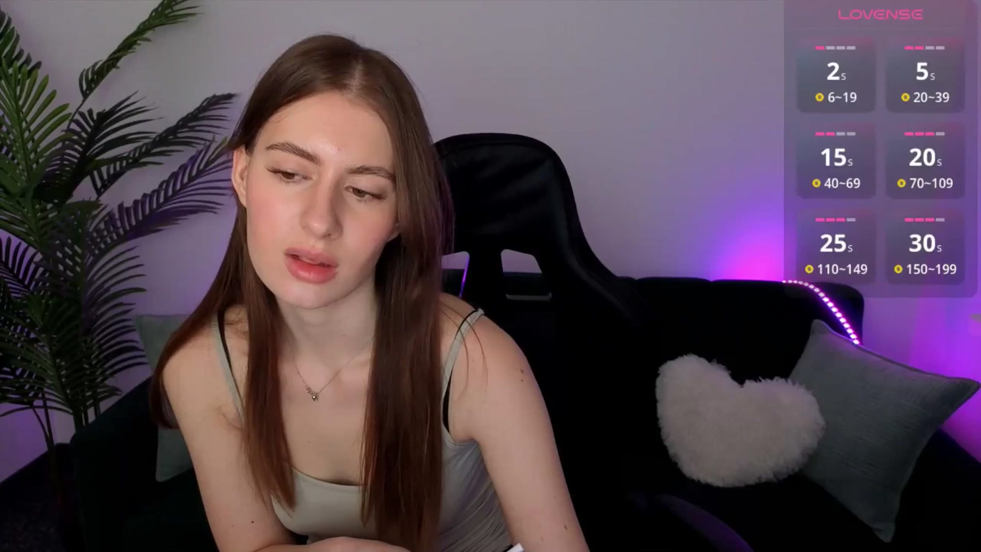 Gallery image thumbnail from Meliora's myfreecams stream on, 04/12/2026, 17:16 image 6 of 20