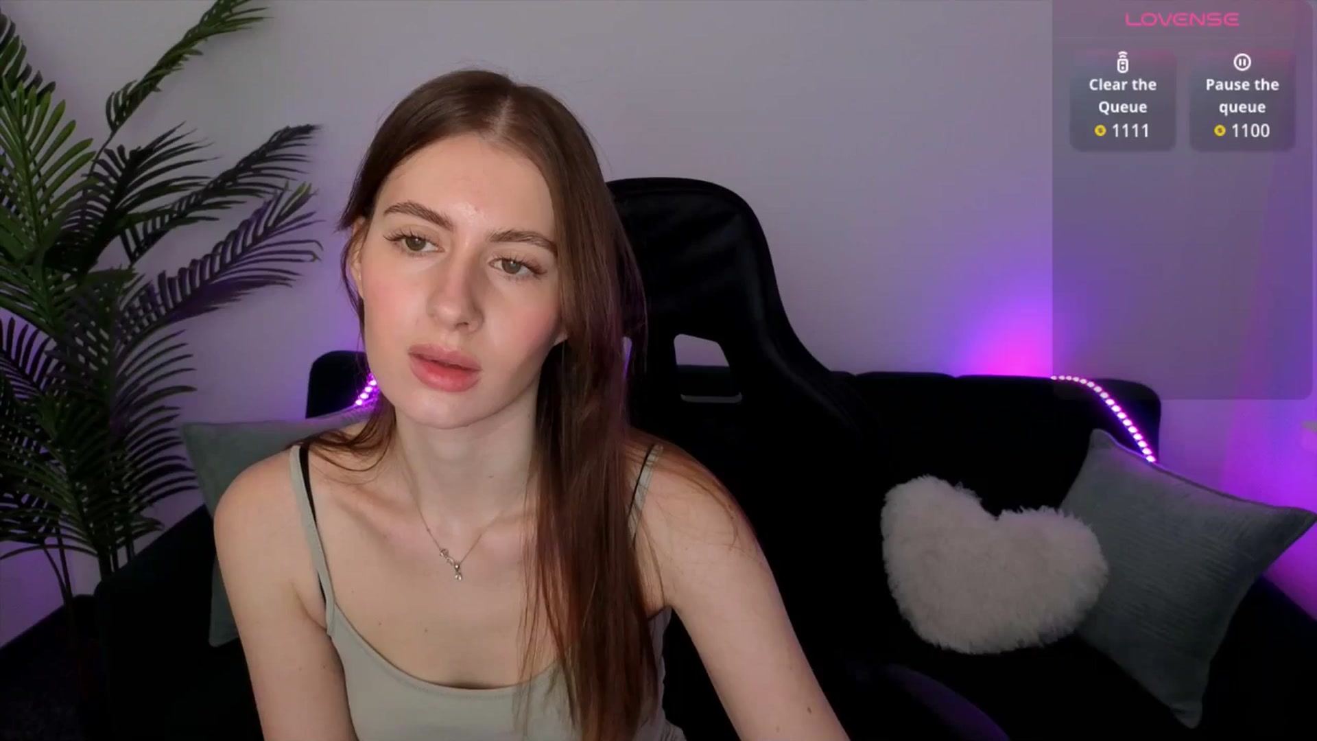 Gallery image thumbnail from Meliora's myfreecams stream on, 04/12/2026, 17:16 image 3 of 20