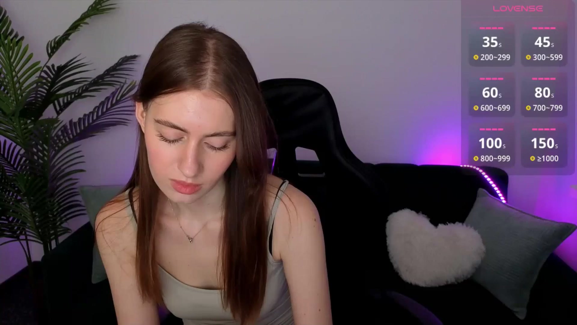 Gallery image thumbnail from Meliora's myfreecams stream on, 04/12/2026, 17:16 image 4 of 20