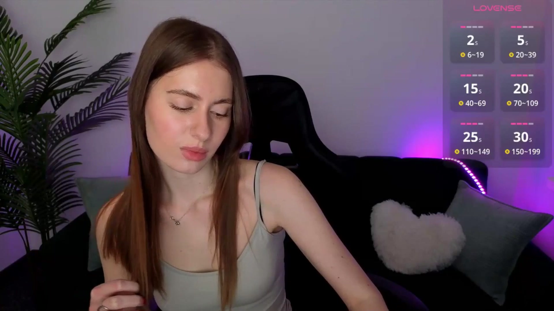 Gallery image thumbnail from Meliora's myfreecams stream on, 04/12/2026, 17:16 image 16 of 20
