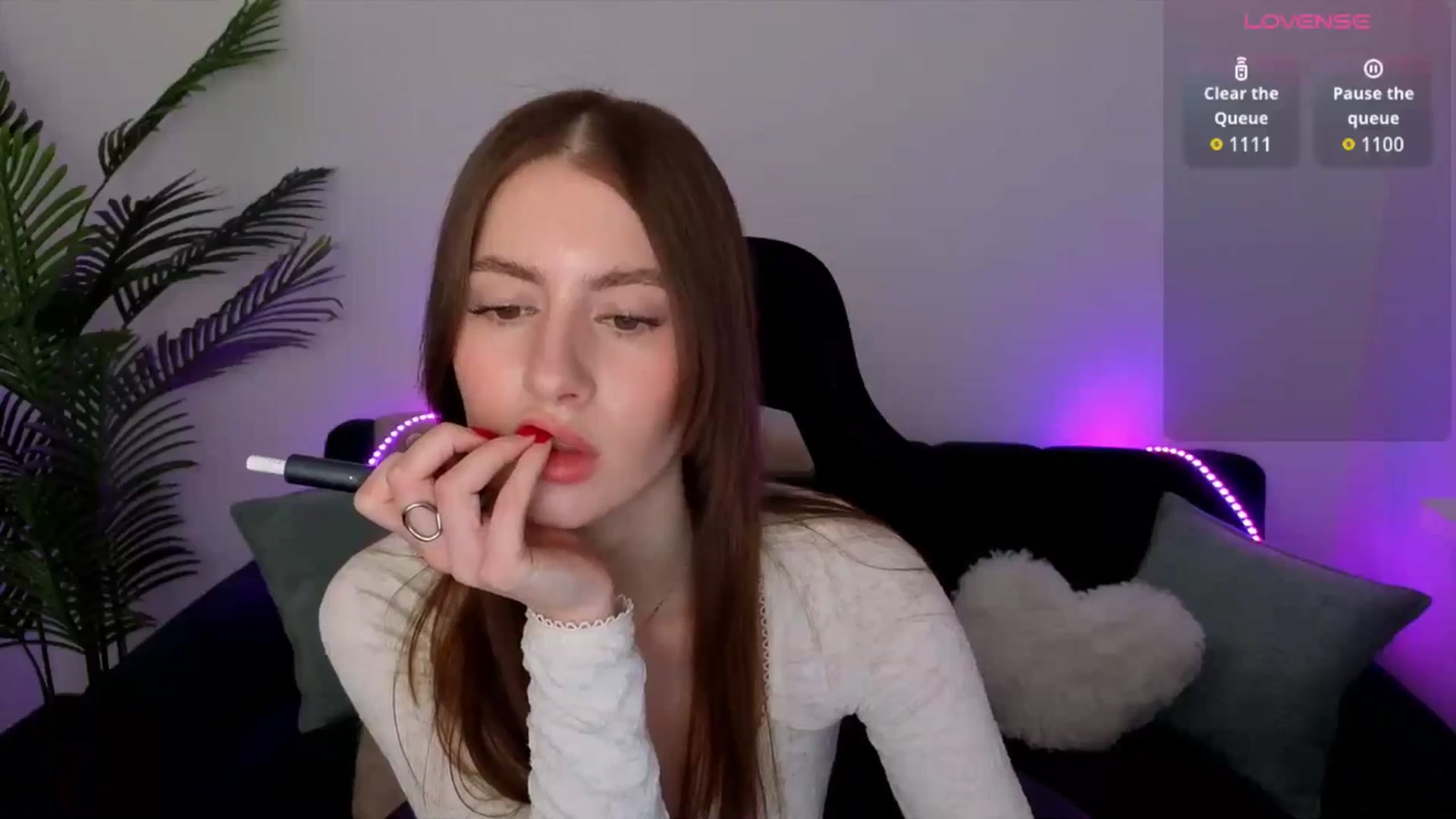 Gallery image thumbnail from Meliora's myfreecams stream on, 04/13/2026, 16:13 image 12 of 20