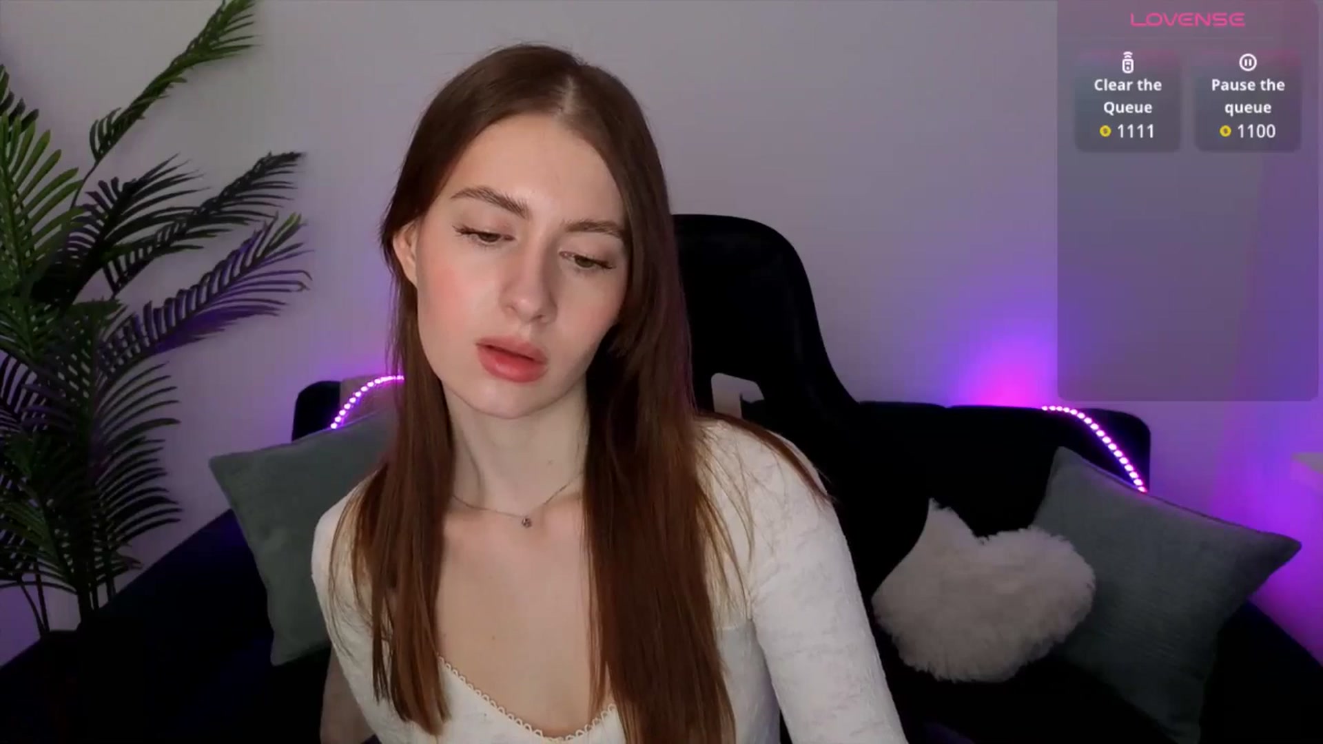 Gallery image thumbnail from Meliora's myfreecams stream on, 04/13/2026, 16:13 image 15 of 20