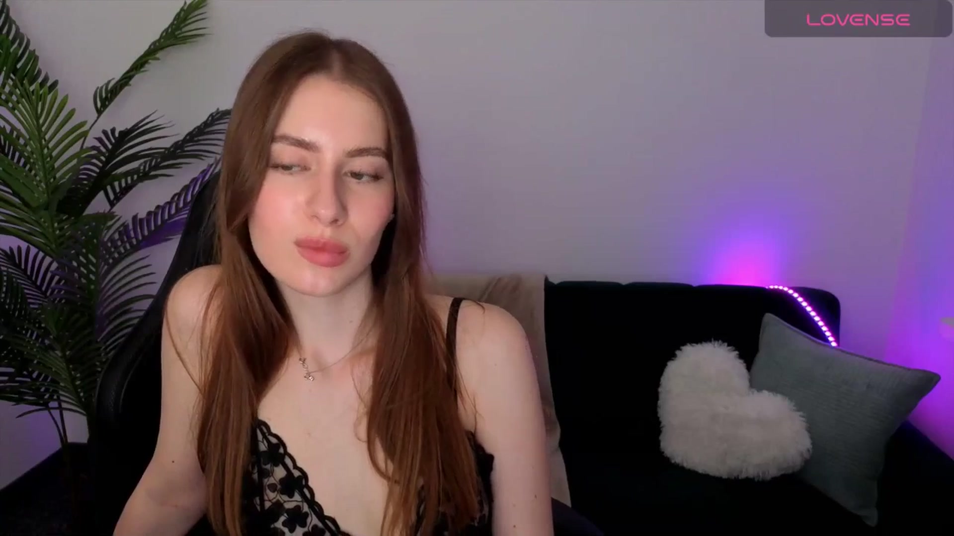 Gallery image thumbnail from Meliora's myfreecams stream on, 04/15/2026, 15:02 image 11 of 20