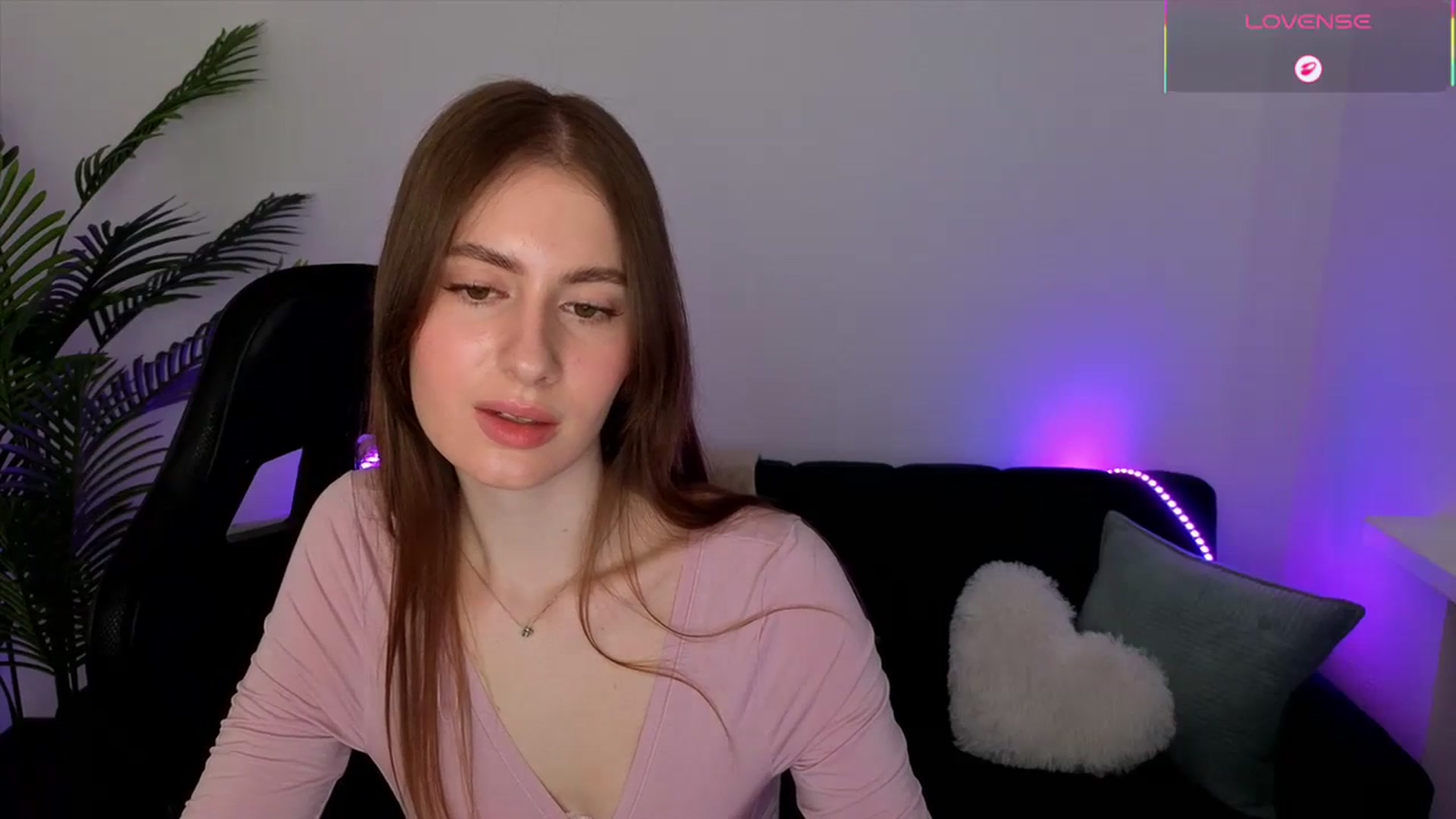 Gallery image thumbnail from Meliora's myfreecams stream on, 04/16/2026, 15:43 image 15 of 20