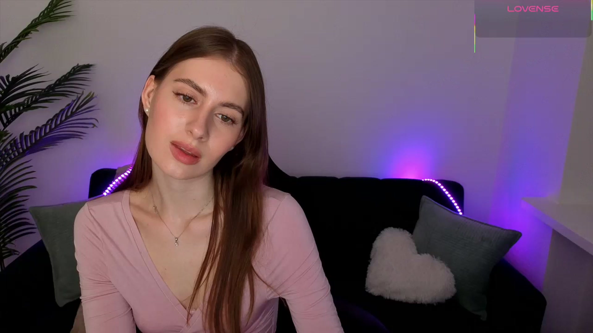 Gallery image thumbnail from Meliora's myfreecams stream on, 04/16/2026, 19:47 image 4 of 20
