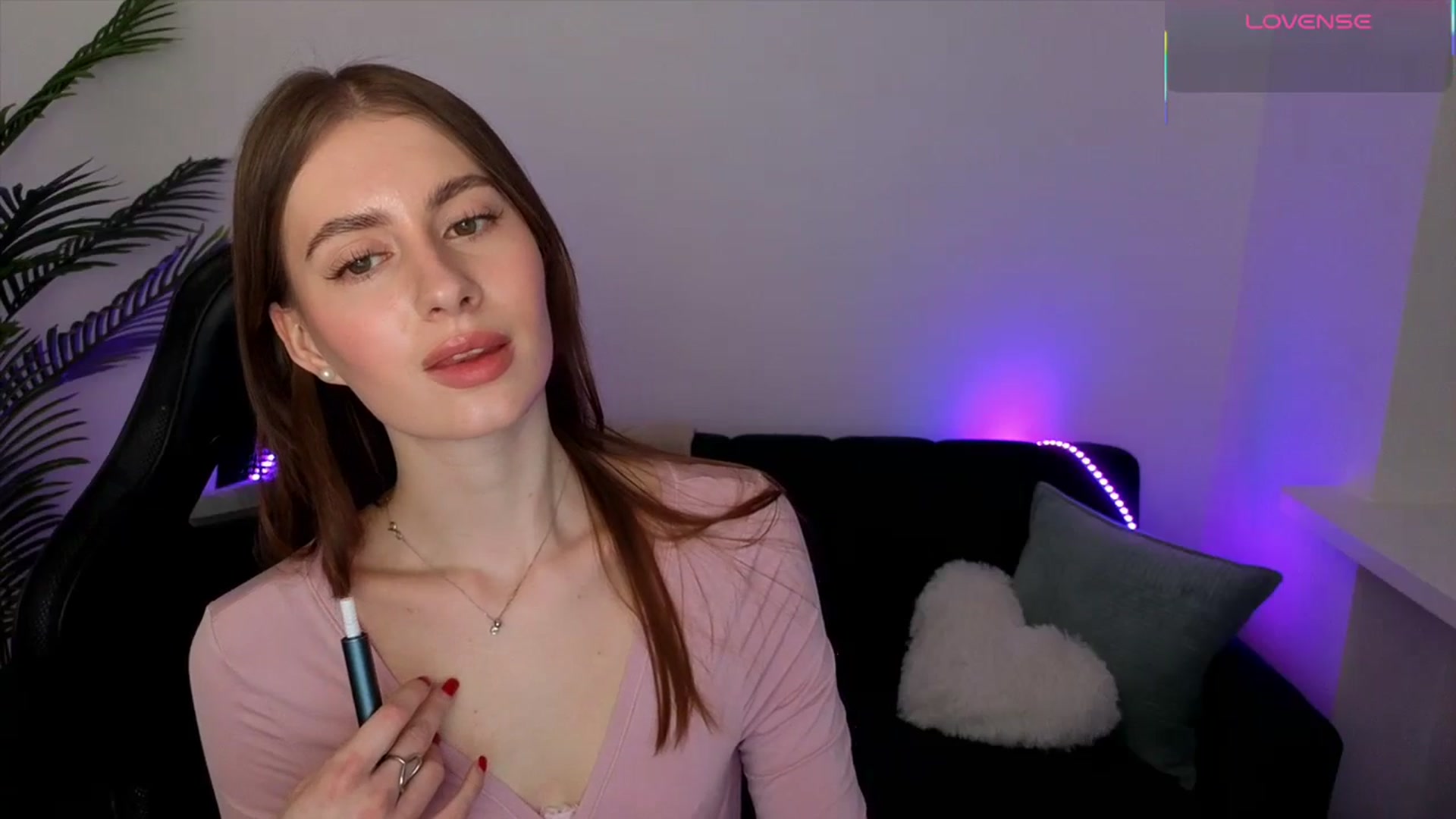 Gallery image thumbnail from Meliora's myfreecams stream on, 04/16/2026, 19:47 image 11 of 20