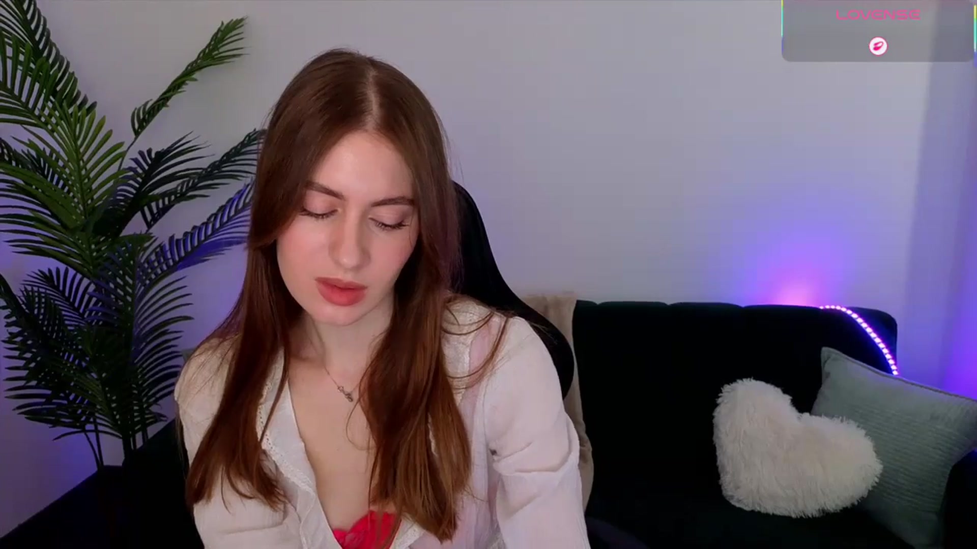 Gallery image thumbnail from Meliora's myfreecams stream on, 04/17/2026, 14:20 image 9 of 20
