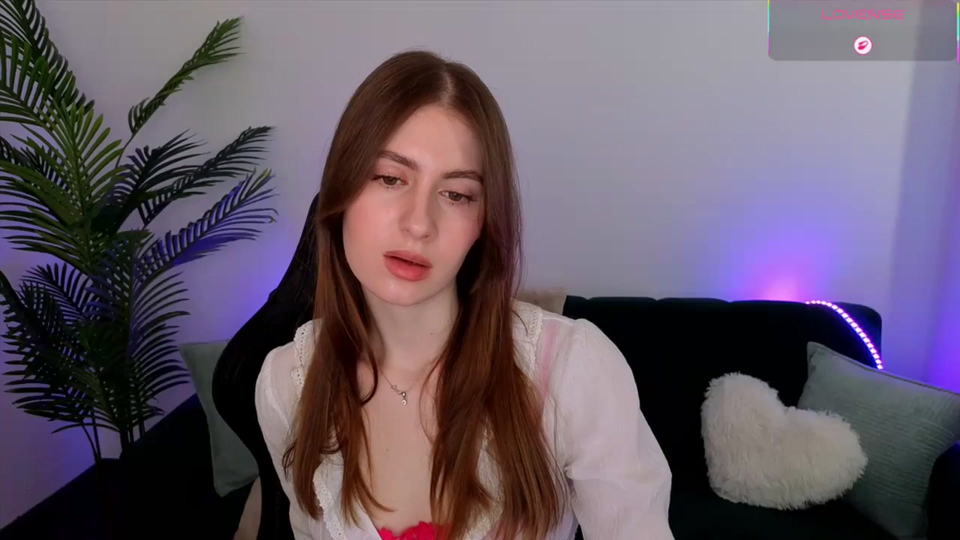 Gallery image thumbnail from Meliora's myfreecams stream on, 04/17/2026, 14:20 image 5 of 20
