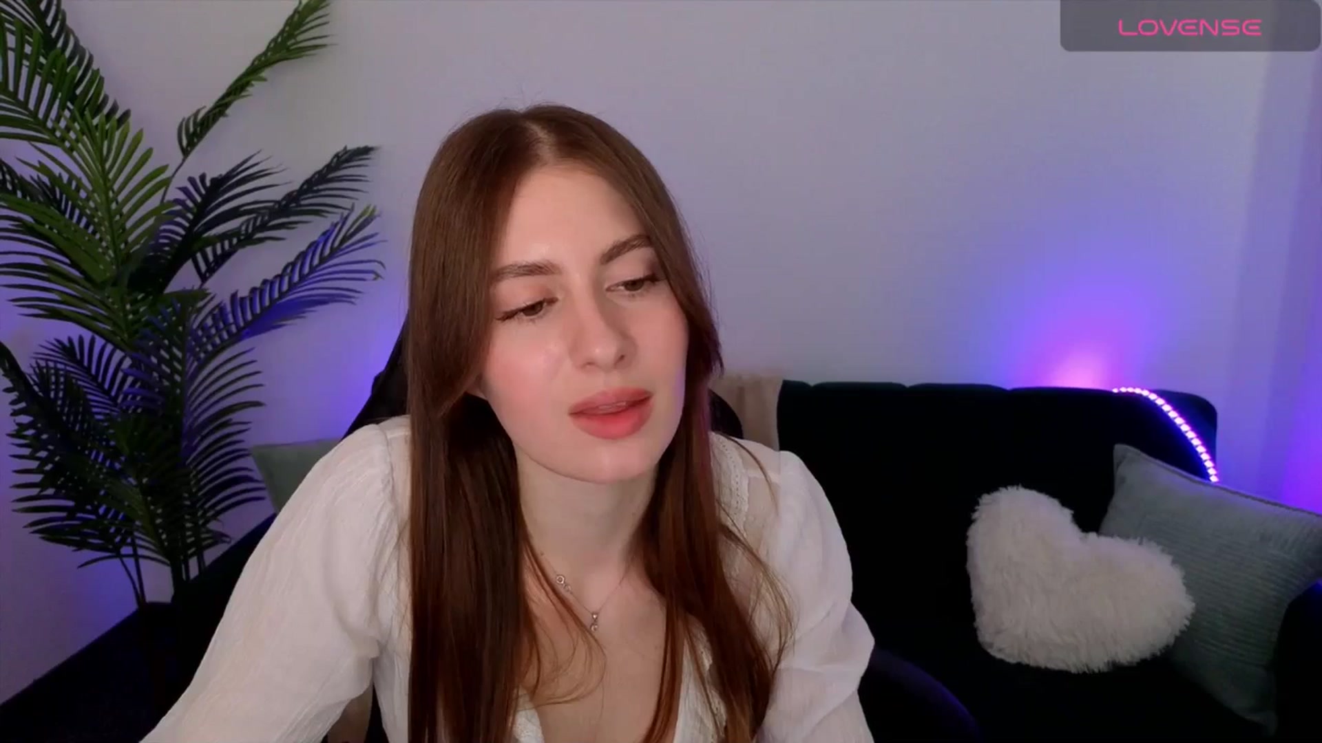 Gallery image thumbnail from Meliora's myfreecams stream on, 04/17/2026, 17:07 image 4 of 20