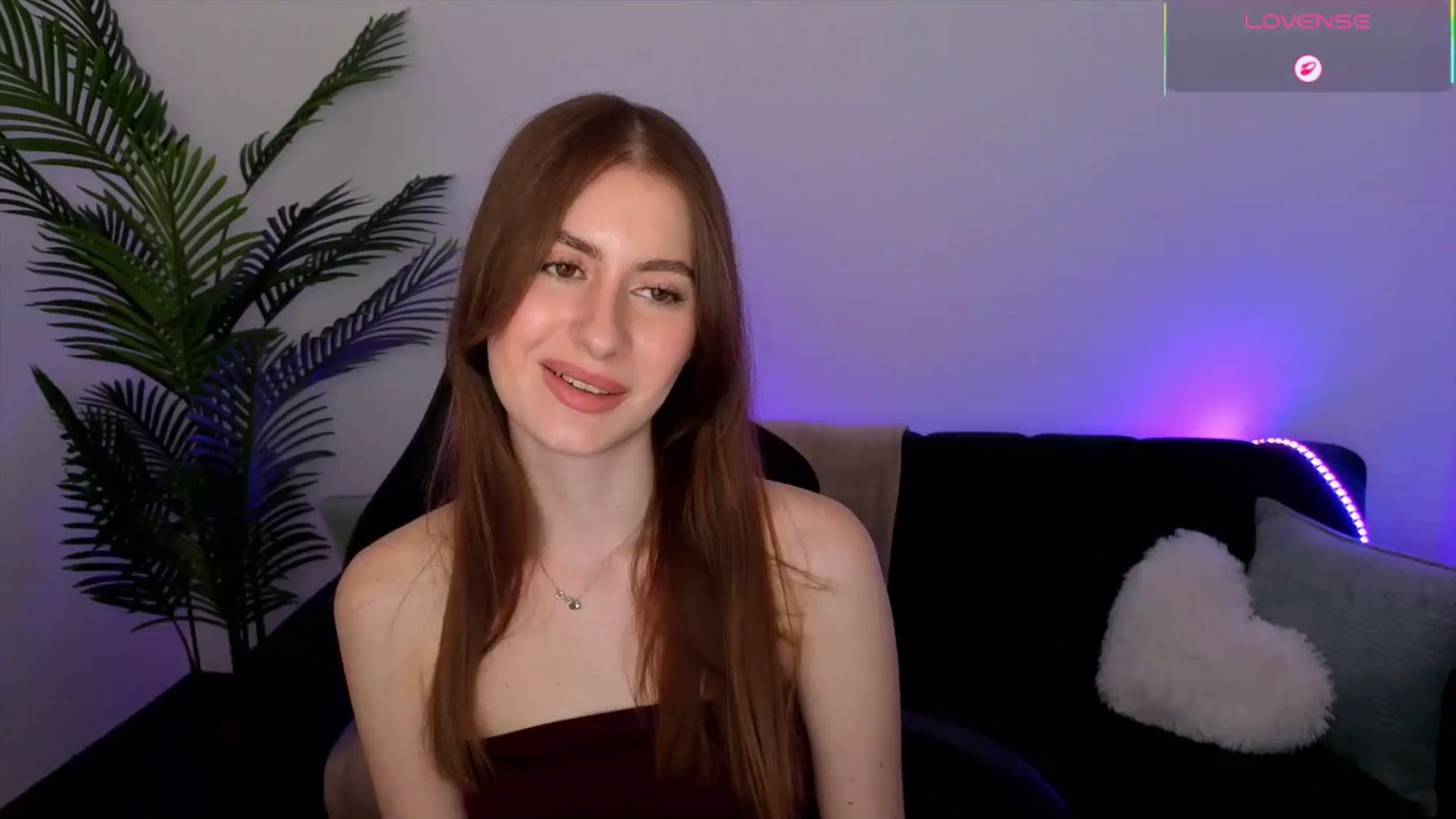Gallery image thumbnail from Meliora's myfreecams stream on, 04/19/2026, 16:28 image 19 of 20