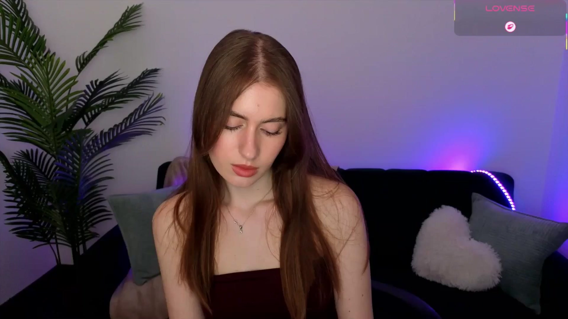 Gallery image thumbnail from Meliora's myfreecams stream on, 04/19/2026, 18:08 image 4 of 20