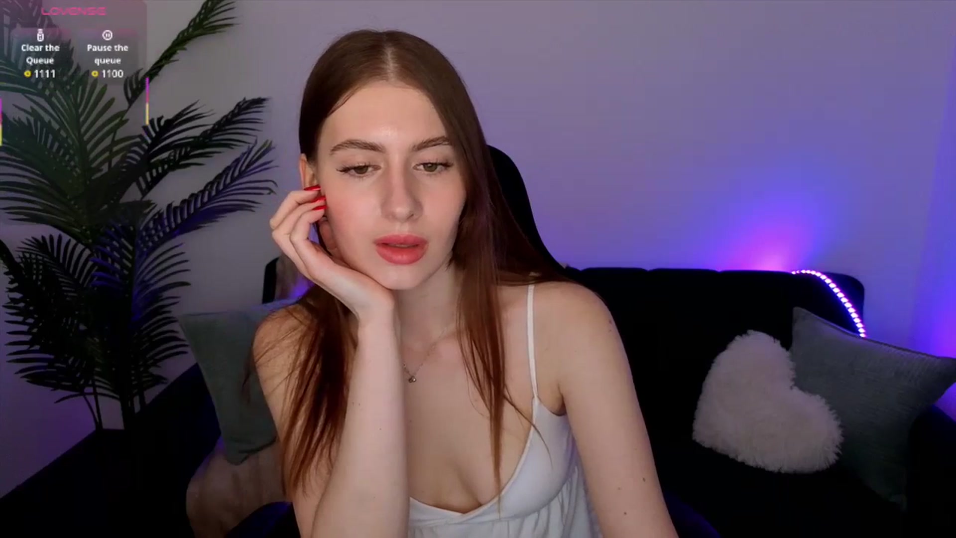 Gallery image thumbnail from Meliora's myfreecams stream on, 04/23/2026, 17:49 image 11 of 20