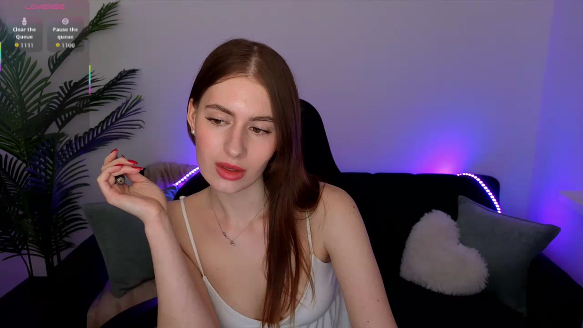 Gallery image thumbnail from Meliora's myfreecams stream on, 04/23/2026, 19:00 image 17 of 20