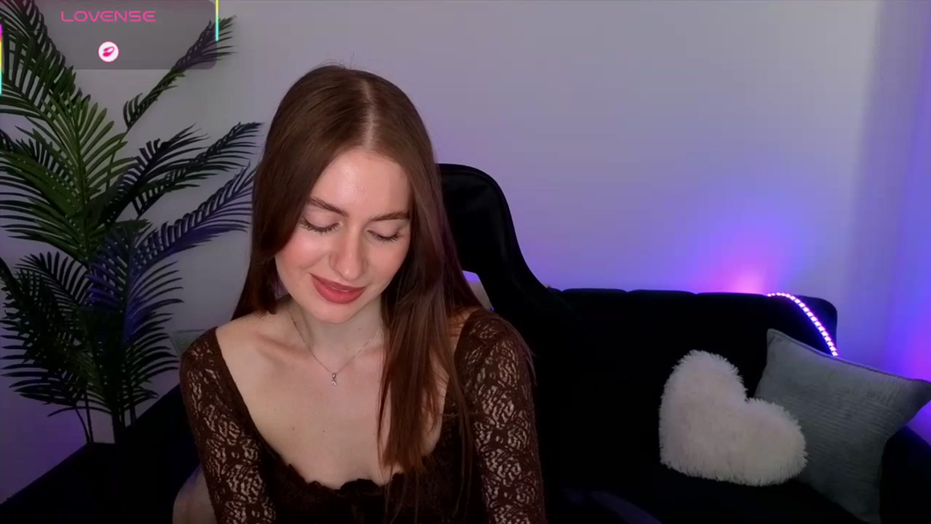 Gallery image thumbnail from Meliora's myfreecams stream on, 04/25/2026, 15:50 image 3 of 20