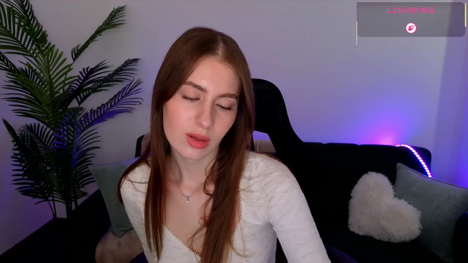 Gallery image thumbnail from Meliora's myfreecams stream on, 04/26/2026, 14:32 image 10 of 20