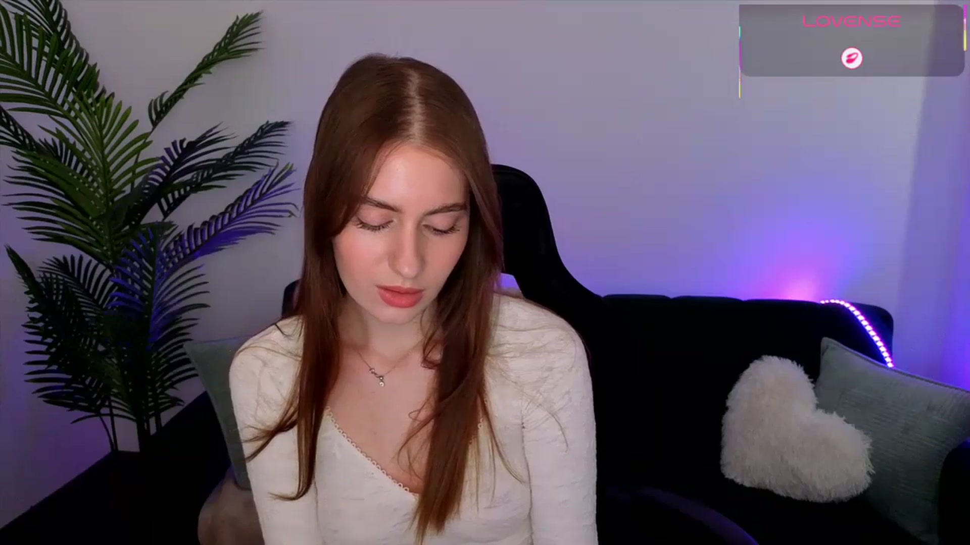 Gallery image thumbnail from Meliora's myfreecams stream on, 04/26/2026, 14:32 image 9 of 20