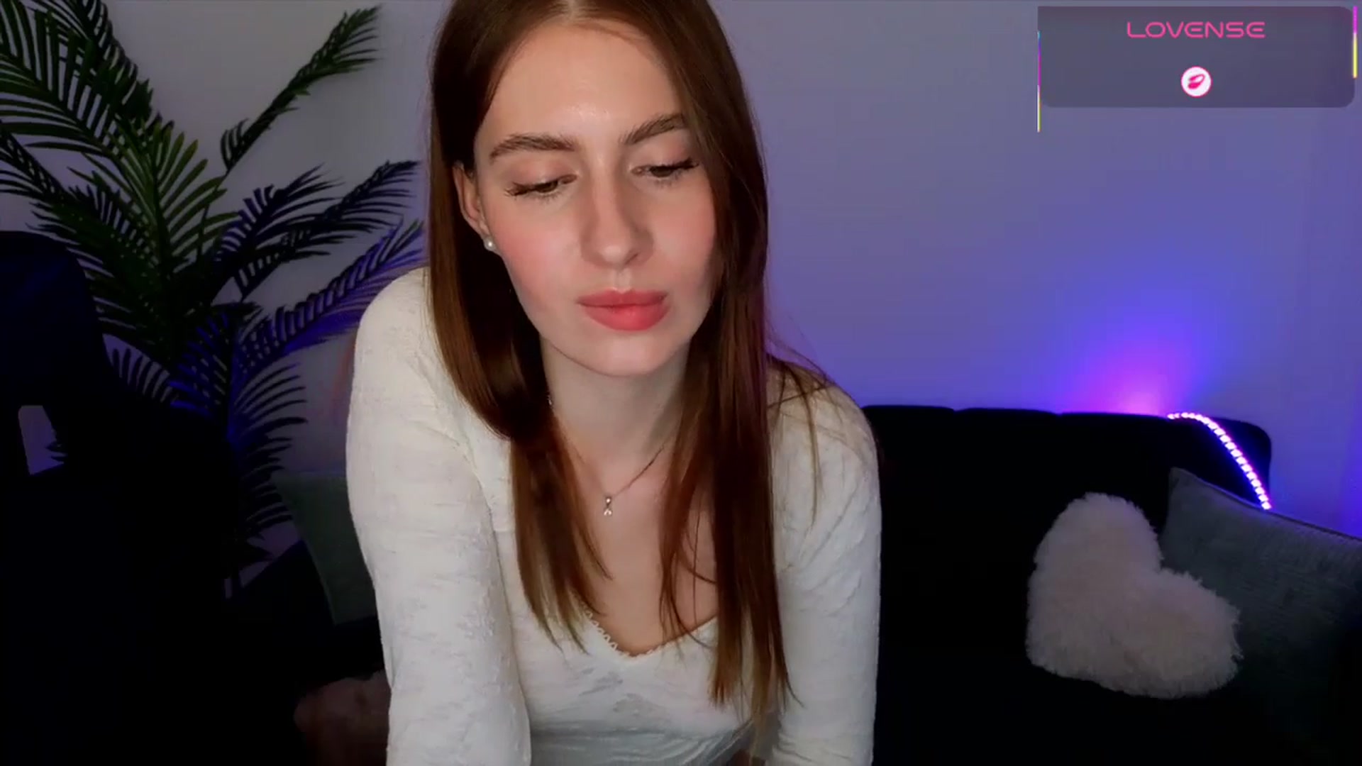 Gallery image thumbnail from Meliora's myfreecams stream on, 04/26/2026, 16:37 image 15 of 20