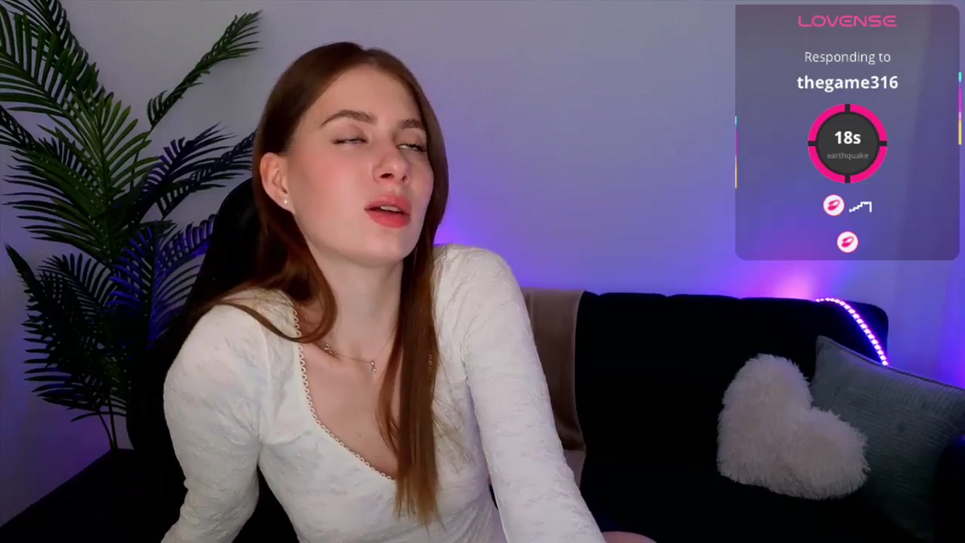 Gallery image thumbnail from Meliora's myfreecams stream on, 04/26/2026, 16:37 image 6 of 20