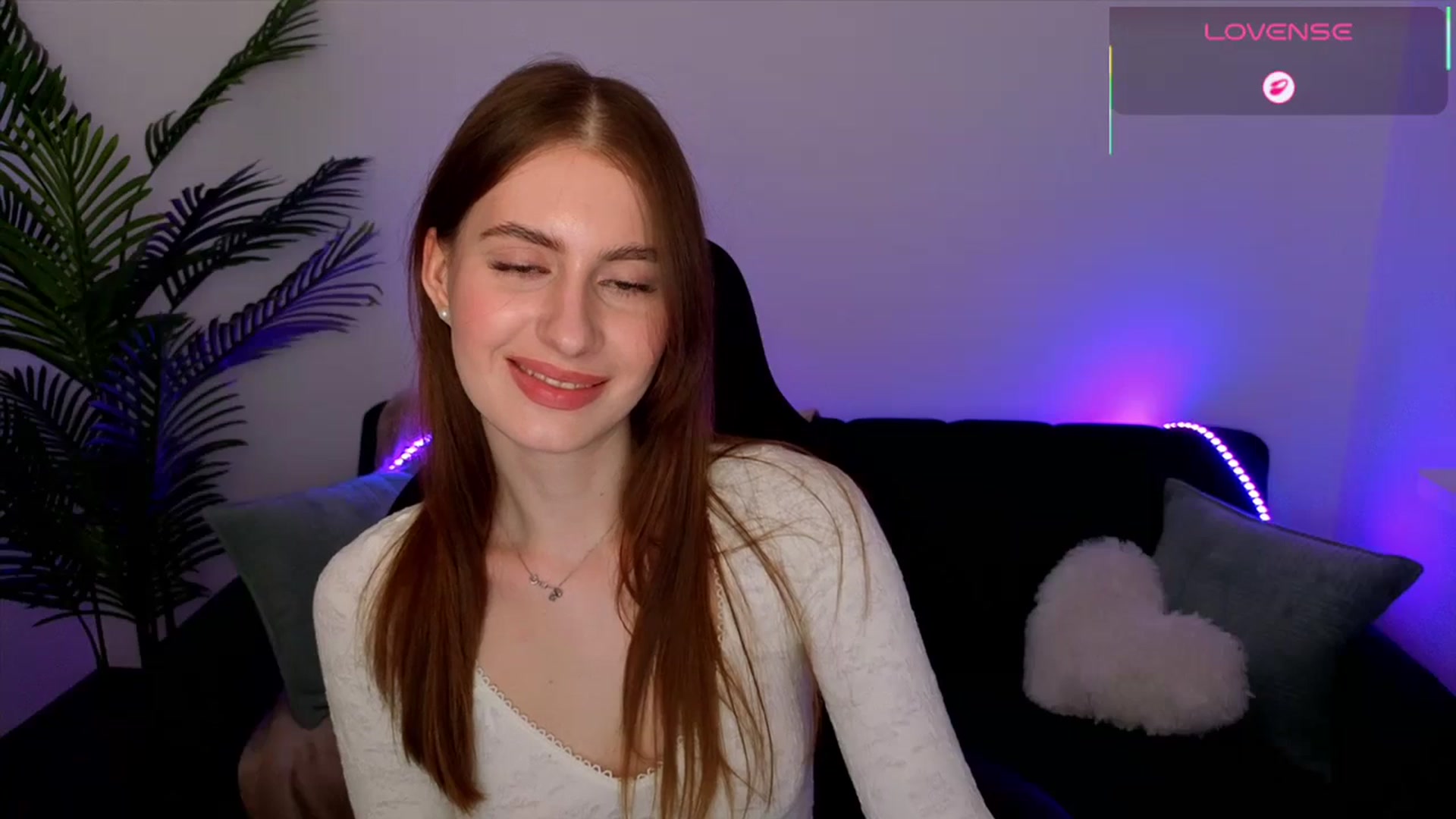 Gallery image thumbnail from Meliora's myfreecams stream on, 04/26/2026, 18:49 image 17 of 20