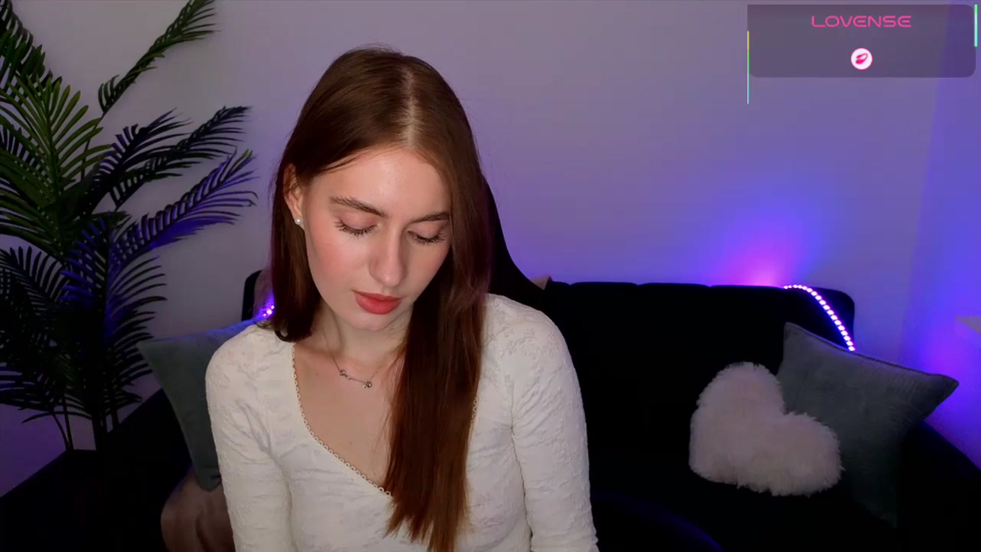 Gallery image thumbnail from Meliora's myfreecams stream on, 04/26/2026, 18:49 image 3 of 20
