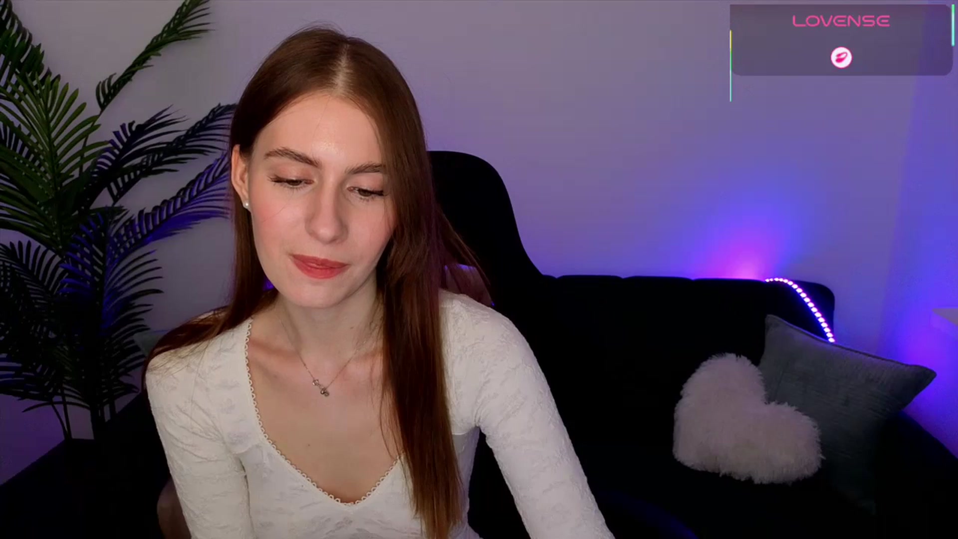 Gallery image thumbnail from Meliora's myfreecams stream on, 04/26/2026, 18:49 image 12 of 20