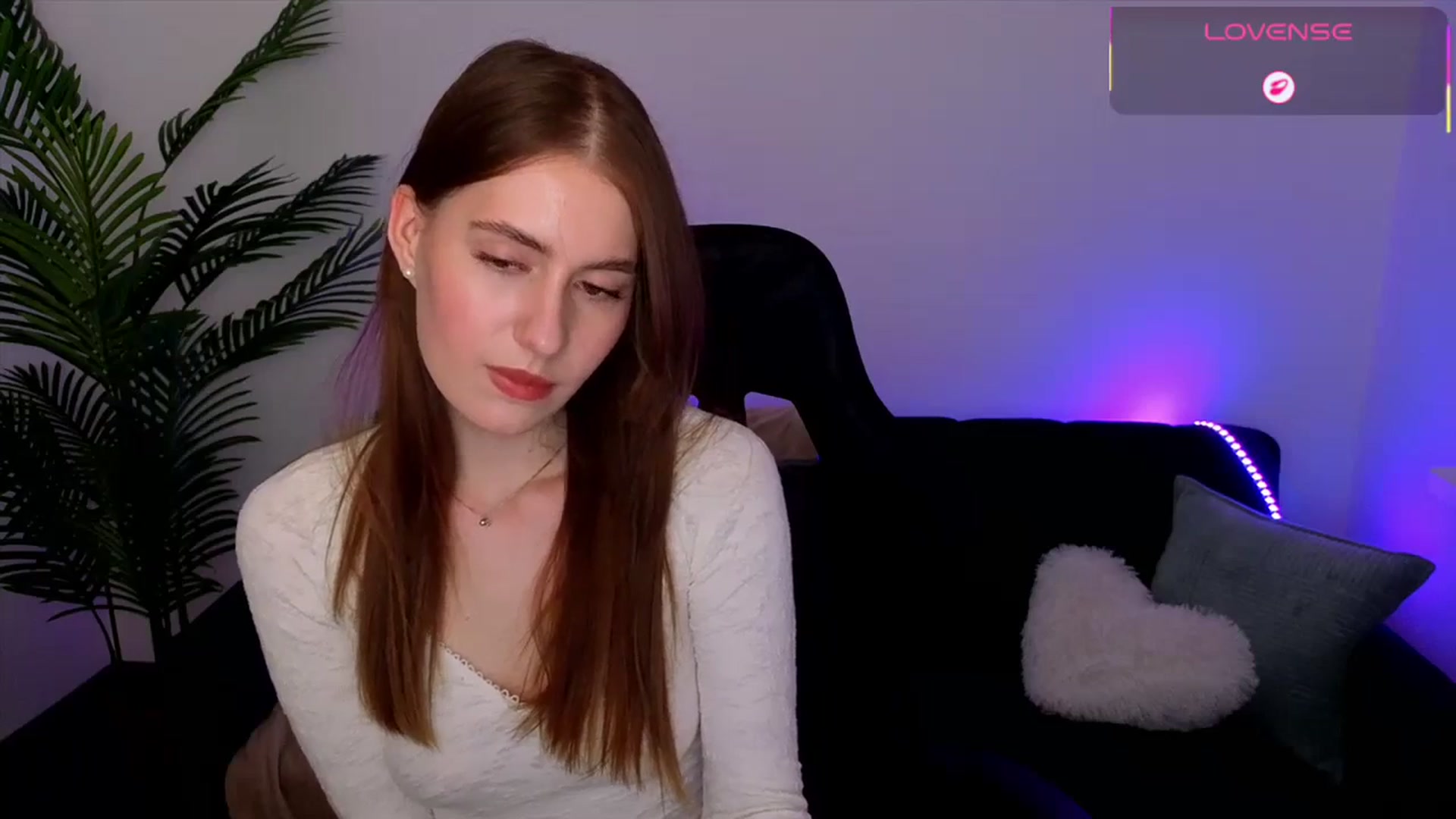 Gallery image thumbnail from Meliora's myfreecams stream on, 04/26/2026, 20:45 image 6 of 20