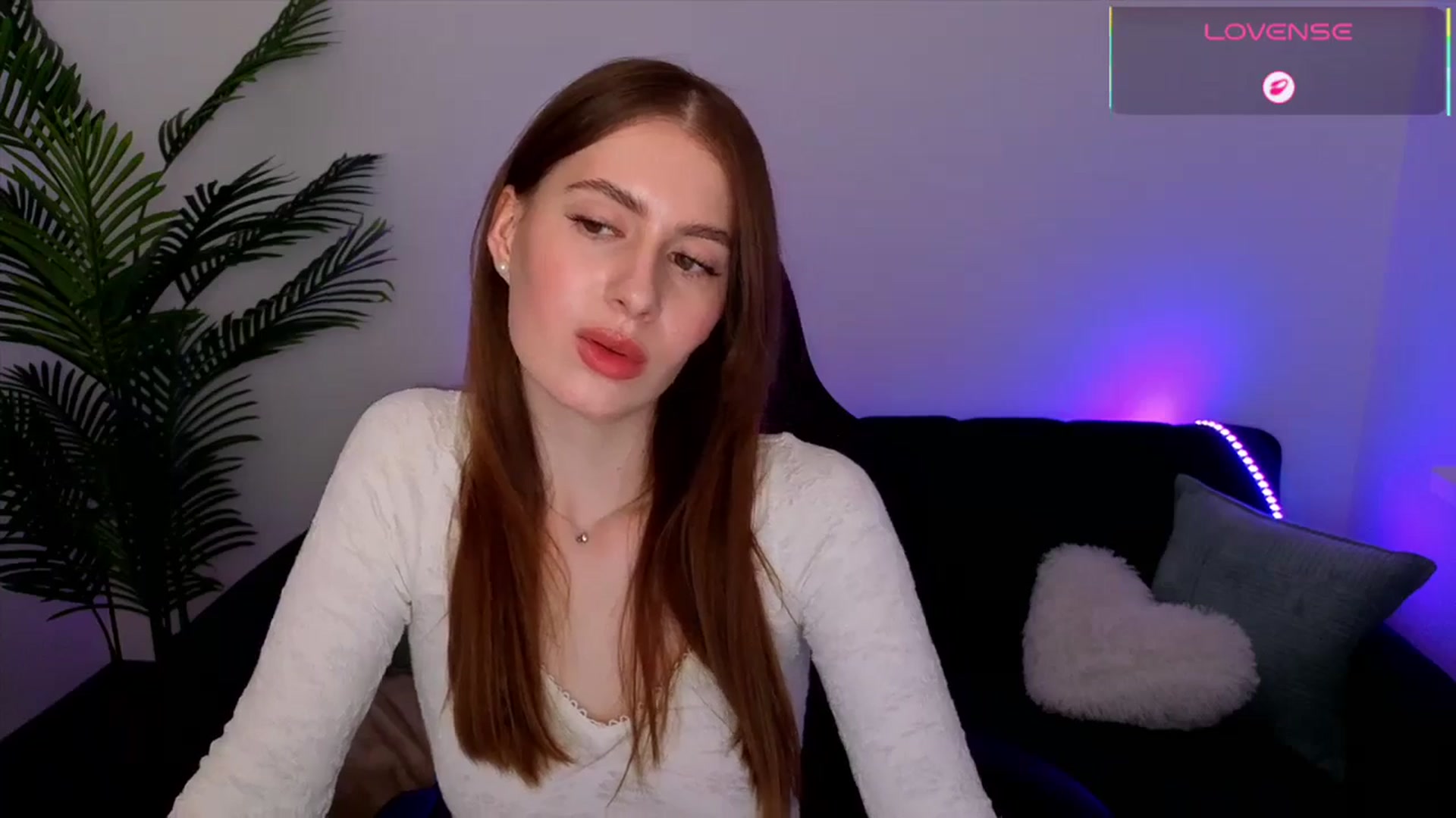 Gallery image thumbnail from Meliora's myfreecams stream on, 04/26/2026, 20:45 image 19 of 20