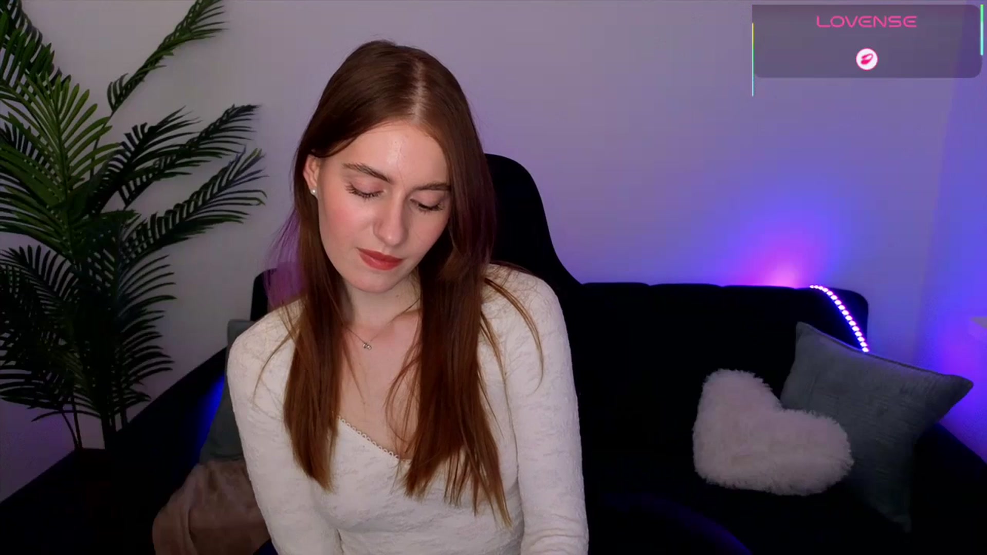 Gallery image thumbnail from Meliora's myfreecams stream on, 04/26/2026, 20:45 image 5 of 20