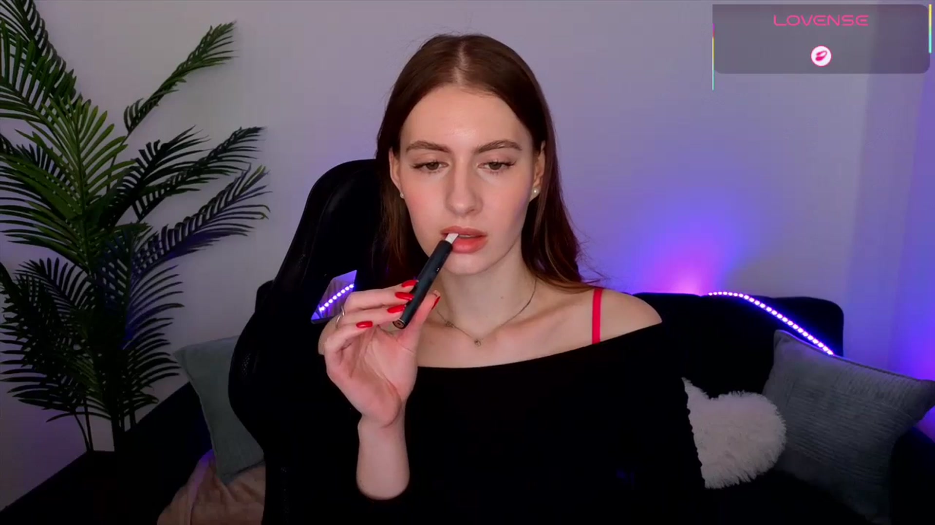 Gallery image thumbnail from Meliora's myfreecams stream on, 04/27/2026, 16:13 image 11 of 20