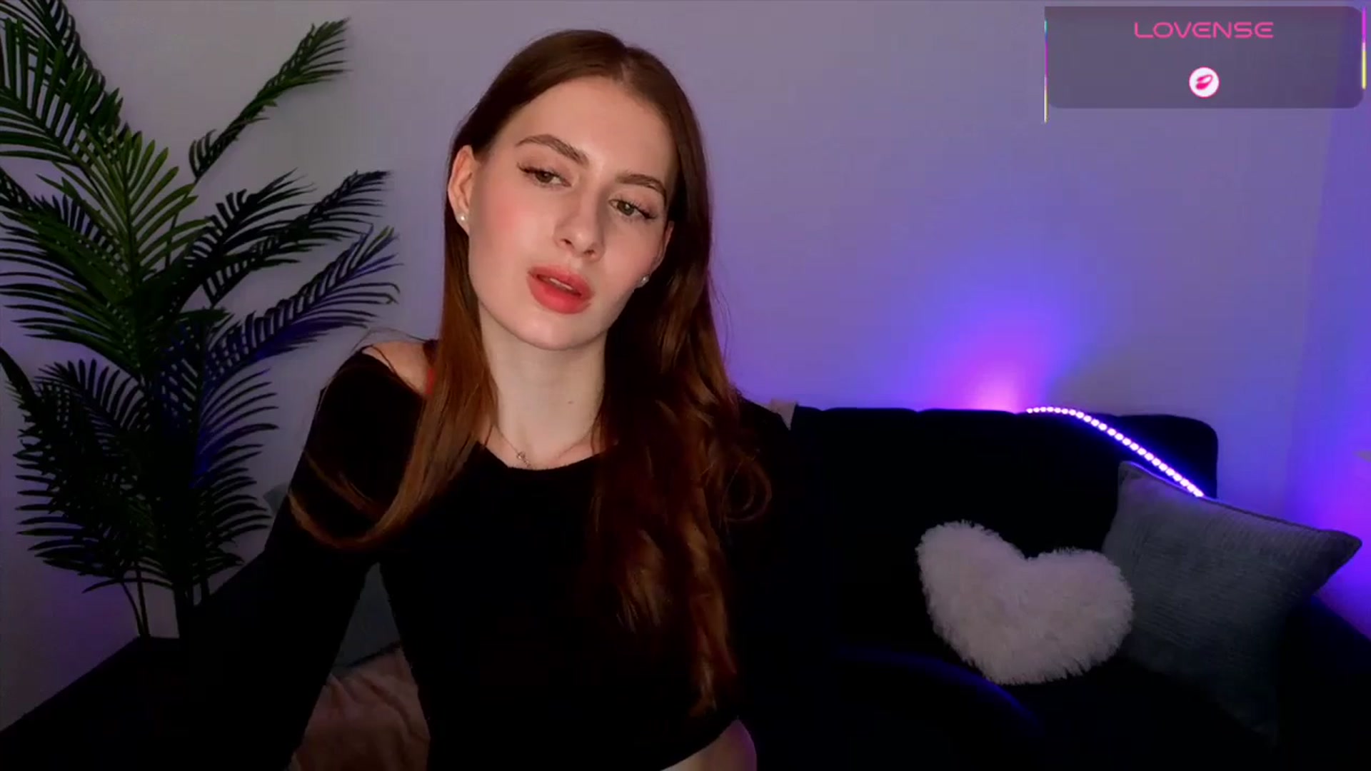 Gallery image thumbnail from Meliora's myfreecams stream on, 04/27/2026, 17:02 image 11 of 20
