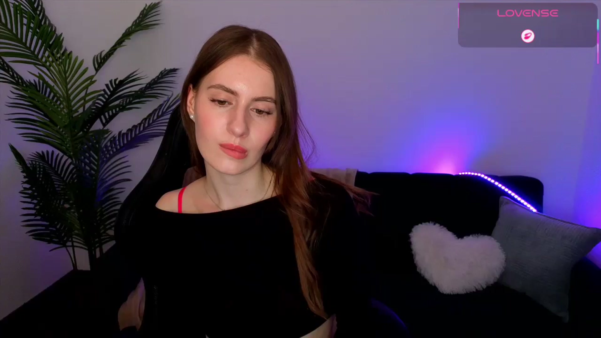 Gallery image thumbnail from Meliora's myfreecams stream on, 04/27/2026, 21:28 image 19 of 20