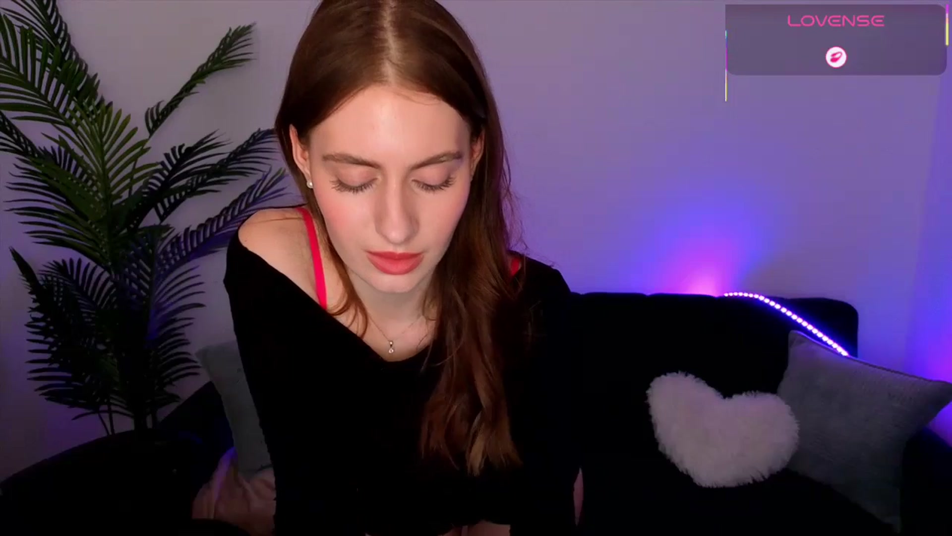 Gallery image thumbnail from Meliora's myfreecams stream on, 04/27/2026, 21:28 image 11 of 20