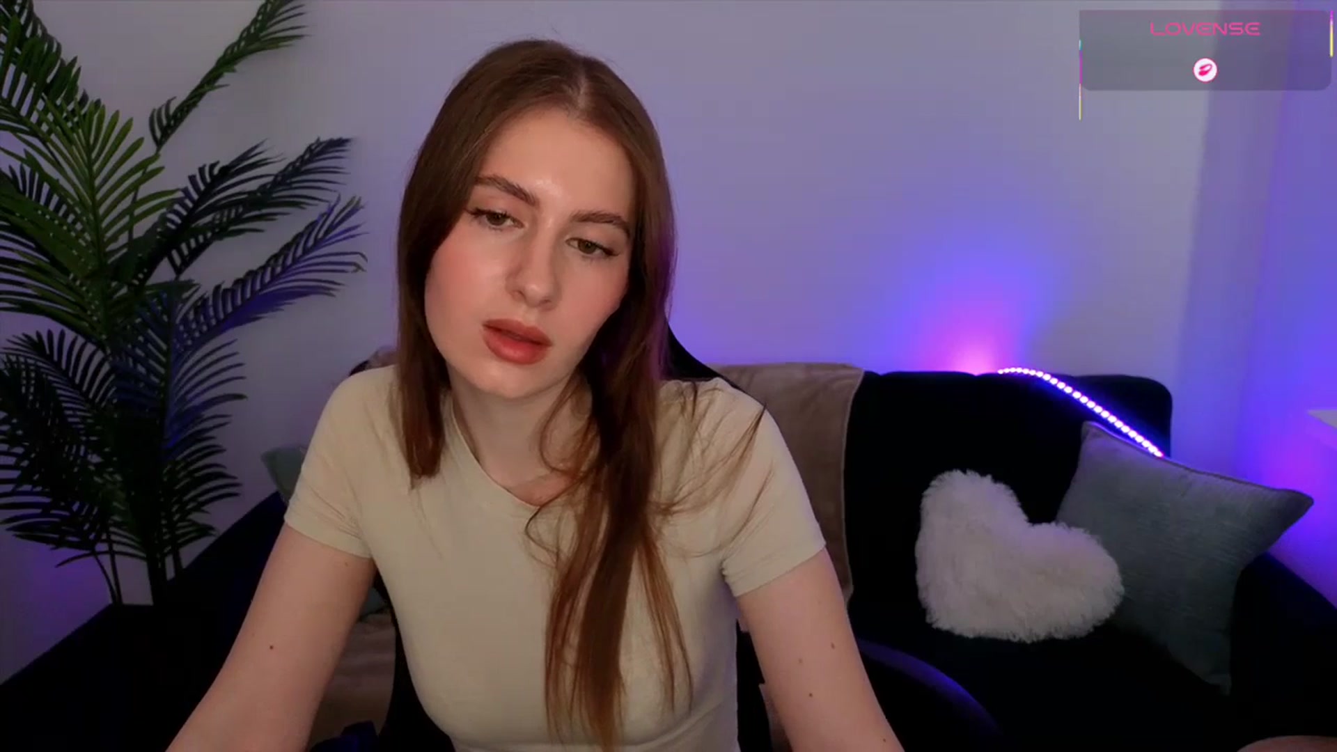 Gallery image thumbnail from Meliora's myfreecams stream on, 05/01/2026, 15:16 image 13 of 20