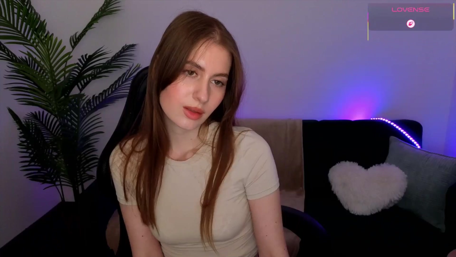 Gallery image thumbnail from Meliora's myfreecams stream on, 05/01/2026, 21:52 image 14 of 20